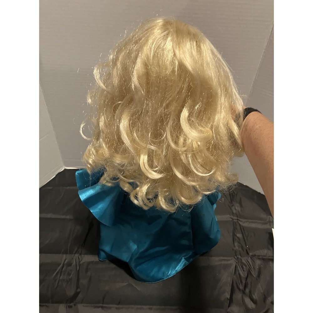 Toys R Us TRU Exclusive Journey Girls 18" Doll Meredith in Australia Blonde Hair - Picture 7 of 9